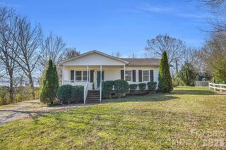 206 Ross Court, Belmont, NC 28012
