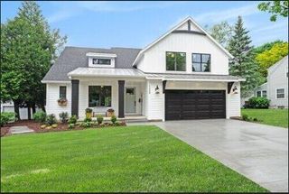 2330 Elinor Lane SE 6D, East Grand Rapids, MI 49506
