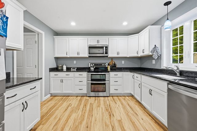 85 Wilson Rd, Belchertown, MA 01007