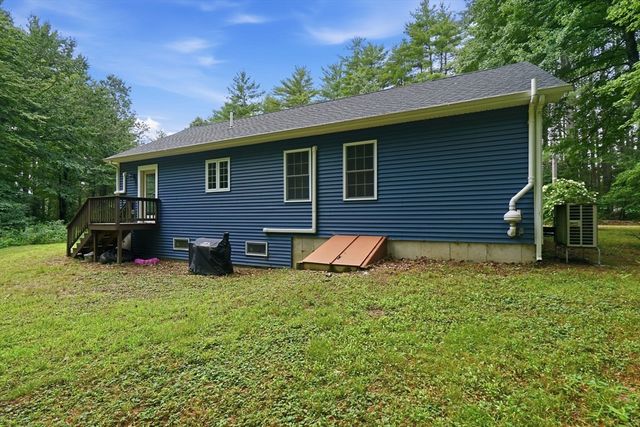 85 Wilson Rd, Belchertown, MA 01007