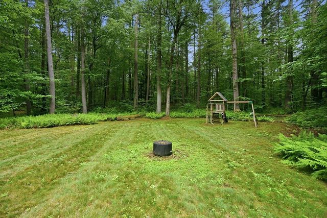 85 Wilson Rd, Belchertown, MA 01007