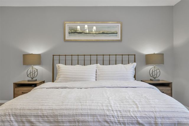 42 Still Corner Place, The Woodlands, TX 77381