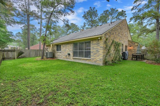 42 Still Corner Place, The Woodlands, TX 77381
