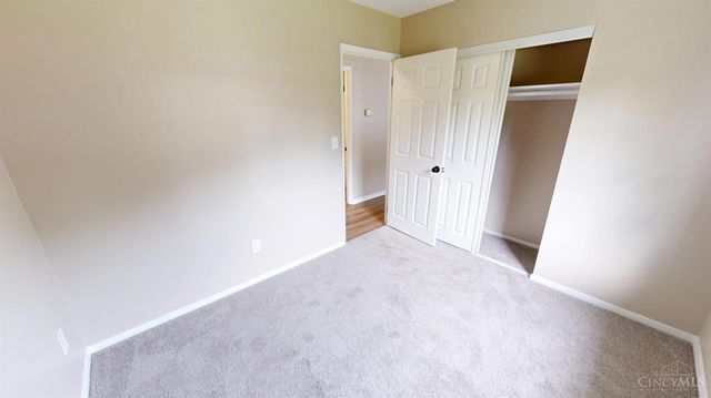 1884 Sevenhills Dr, Springfield Twp., OH 45240