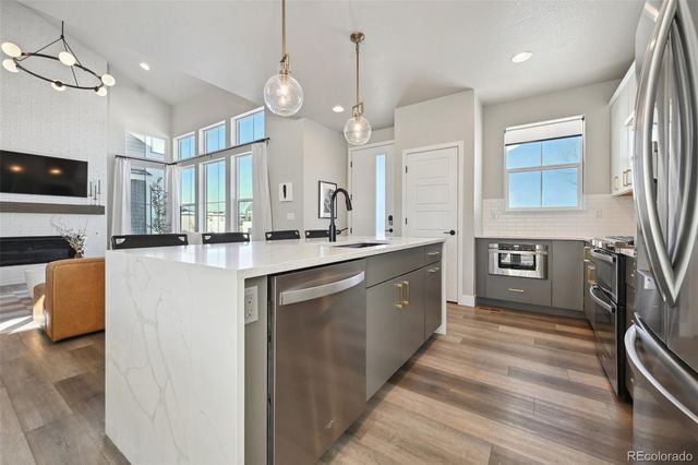 1745 Stable View Drive, Castle Pines, CO 80108