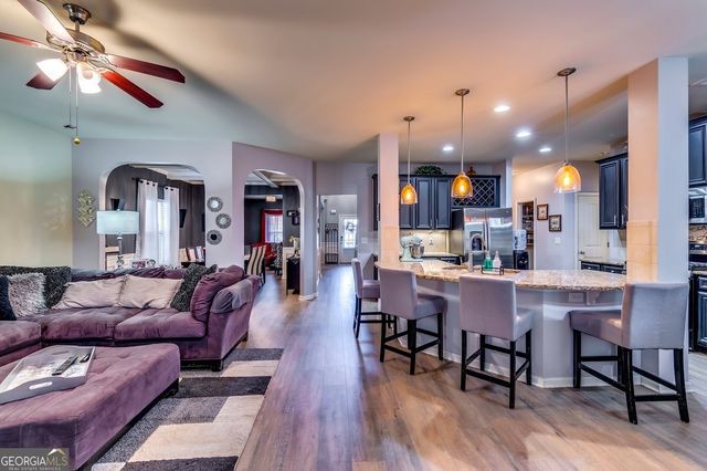 6700 Oak Hill Place, Fairburn, GA 30213