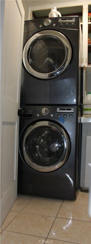 967 E Columbia, Pomona, CA 91767