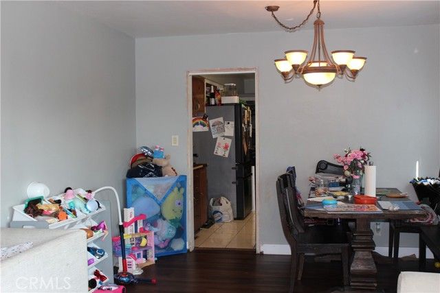 967 E Columbia, Pomona, CA 91767