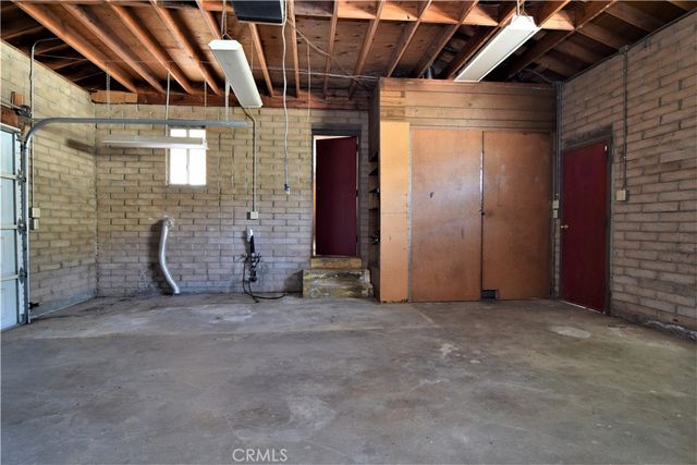 33456 Angeles Forest, Palmdale, CA 93550