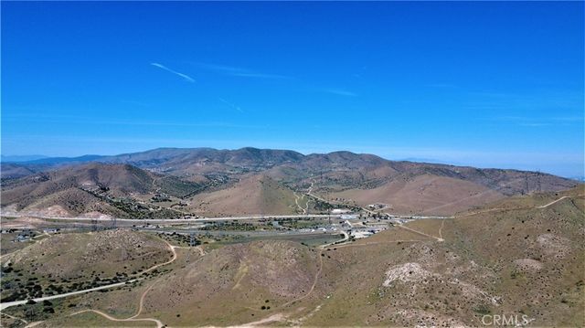 33456 Angeles Forest, Palmdale, CA 93550