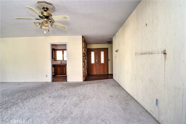 33456 Angeles Forest, Palmdale, CA 93550