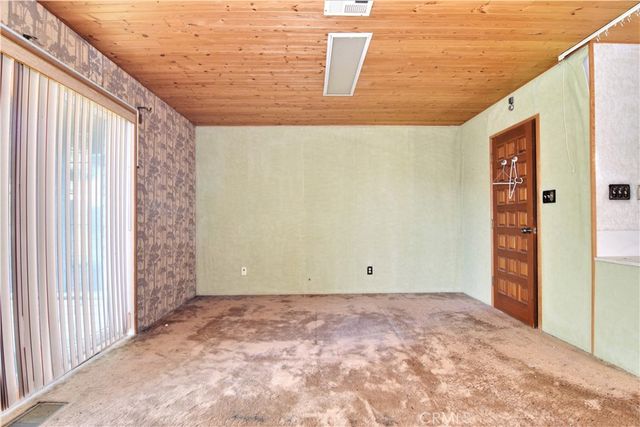 33456 Angeles Forest, Palmdale, CA 93550
