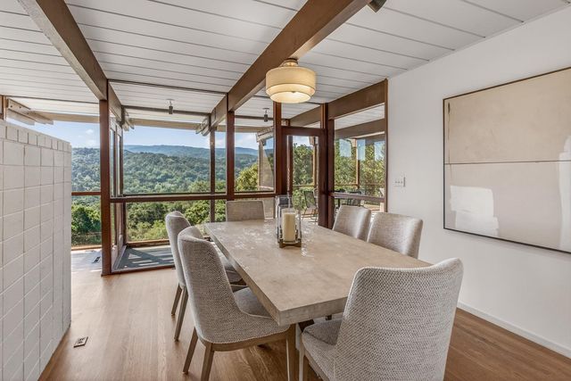 25 Cordova Court, Portola Valley, CA 94028