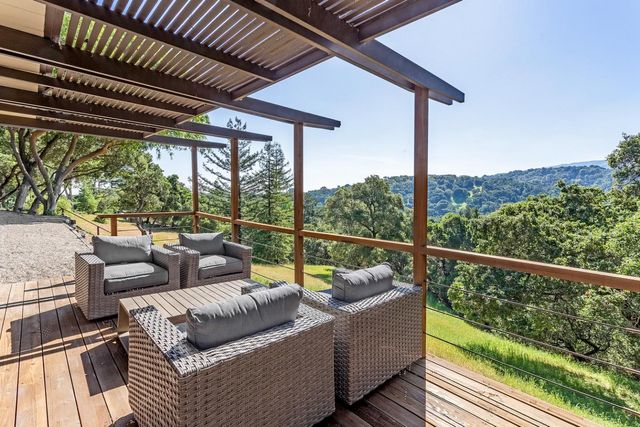 25 Cordova Court, Portola Valley, CA 94028