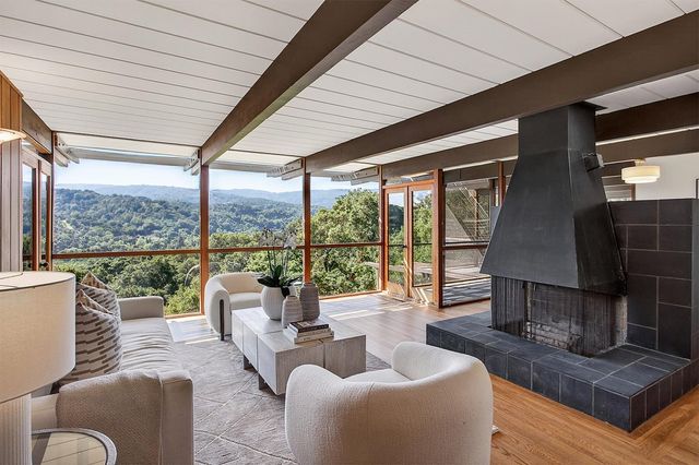 25 Cordova Court, Portola Valley, CA 94028