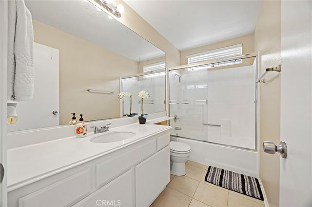 5561 El Palomino, Riverside, CA 92509