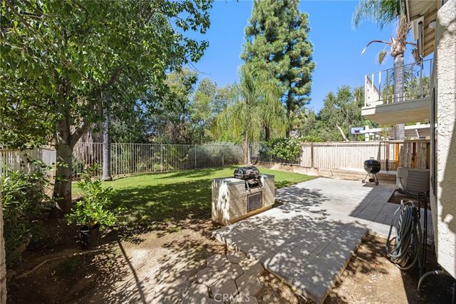 5561 El Palomino, Riverside, CA 92509