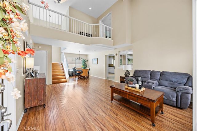 5561 El Palomino, Riverside, CA 92509