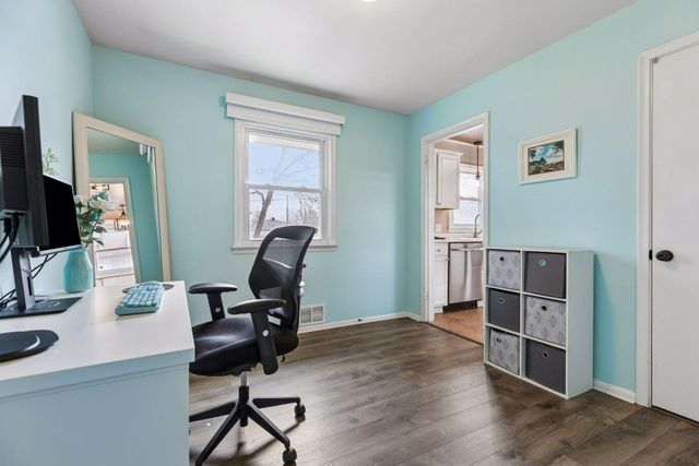 5906 Beard Avenue N, Brooklyn Center, MN 55429