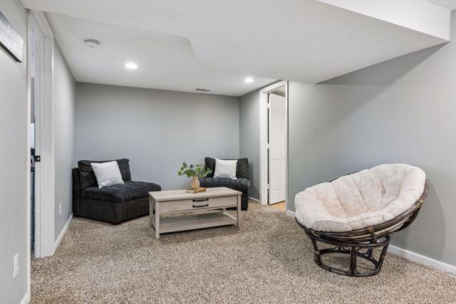 5906 Beard Avenue N, Brooklyn Center, MN 55429