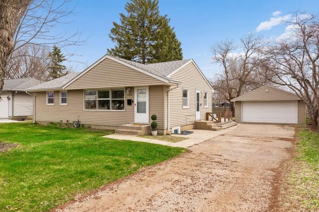5906 Beard Avenue N, Brooklyn Center, MN 55429