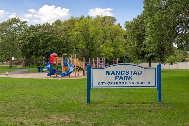 5906 Beard Avenue N, Brooklyn Center, MN 55429