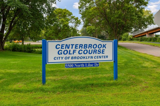 5906 Beard Avenue N, Brooklyn Center, MN 55429