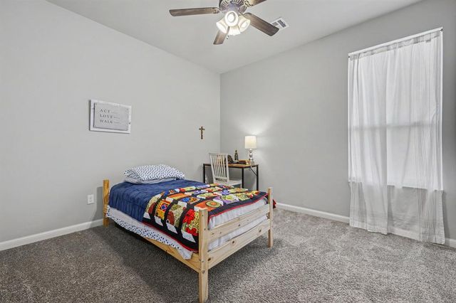 13300 NW 7th Court, Yukon, OK 73099
