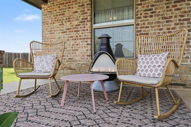 13300 NW 7th Court, Yukon, OK 73099
