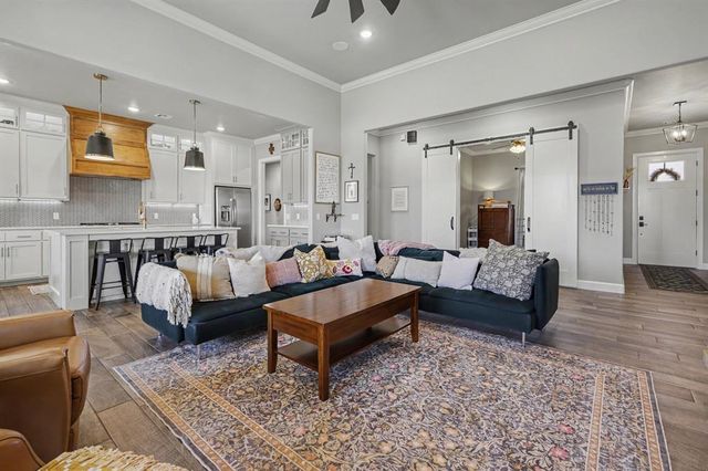 13300 NW 7th Court, Yukon, OK 73099