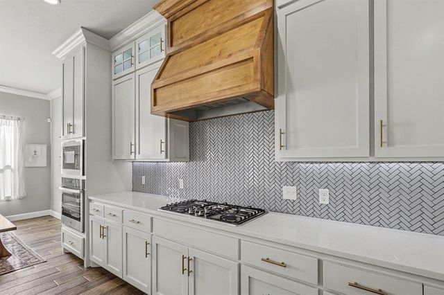 13300 NW 7th Court, Yukon, OK 73099