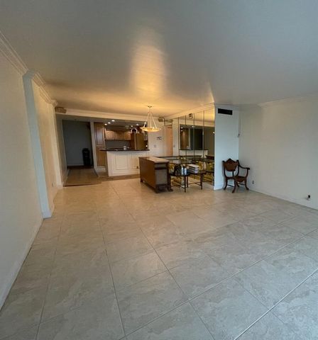 3581 S Ocean Boulevard 7e, South Palm Beach, FL 33480