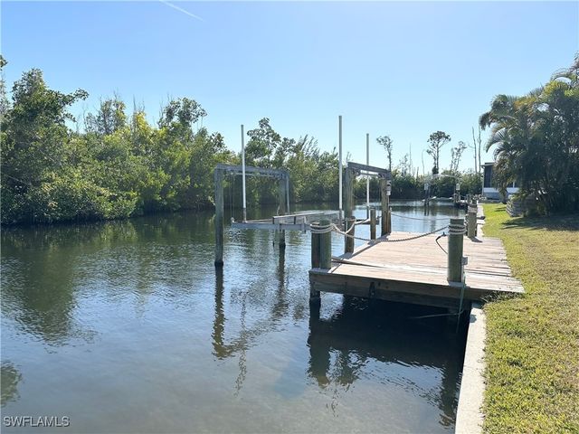 17931 Bryan CT, Fort Myers Beach, FL 33931