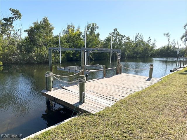 17931 Bryan CT, Fort Myers Beach, FL 33931