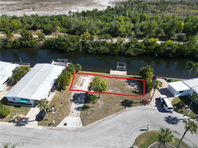 17931 Bryan CT, Fort Myers Beach, FL 33931