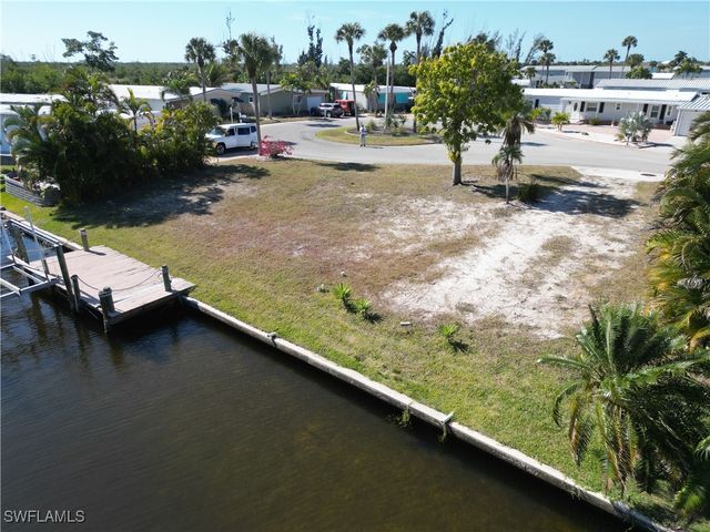 17931 Bryan CT, Fort Myers Beach, FL 33931