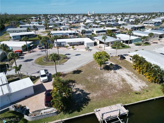 17931 Bryan CT, Fort Myers Beach, FL 33931