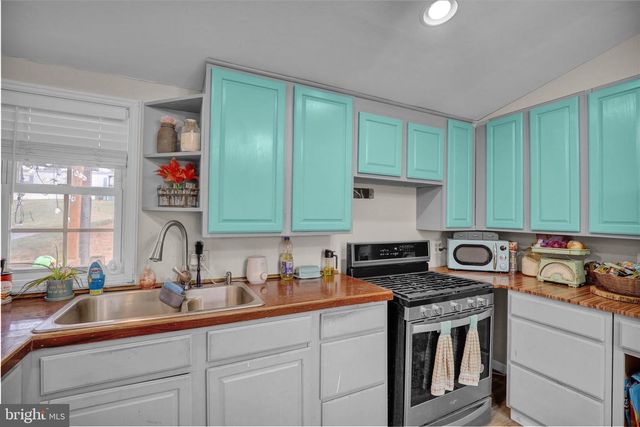 741 PRIMROSE LN, Ephrata, PA 17522