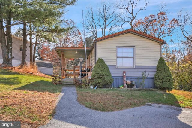 741 PRIMROSE LN, Ephrata, PA 17522