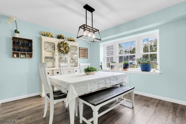 17 Landry Rd, Franklin Twp., NJ 08873