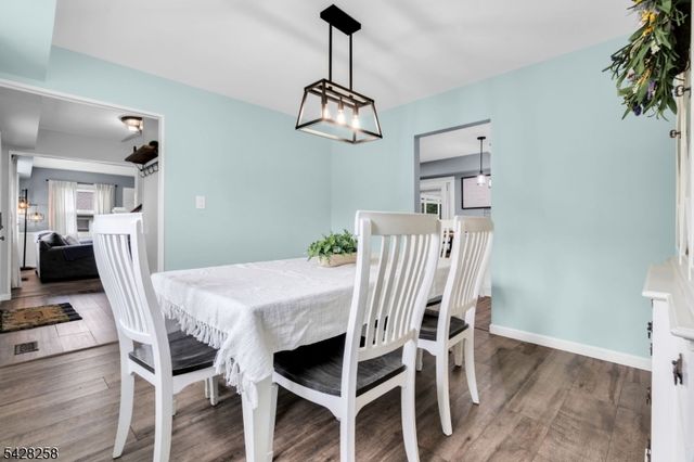 17 Landry Rd, Franklin Twp., NJ 08873