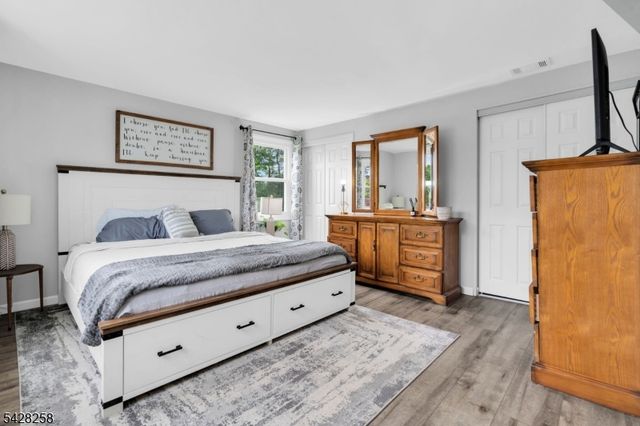 17 Landry Rd, Franklin Twp., NJ 08873