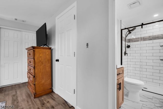17 Landry Rd, Franklin Twp., NJ 08873