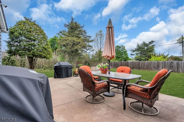 17 Landry Rd, Franklin Twp., NJ 08873