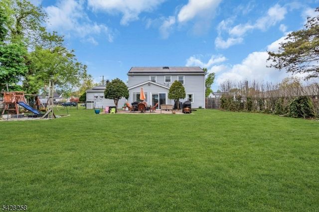 17 Landry Rd, Franklin Twp., NJ 08873