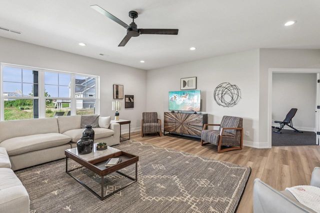 1103 Moll DRIVE, Waunakee, WI 53597