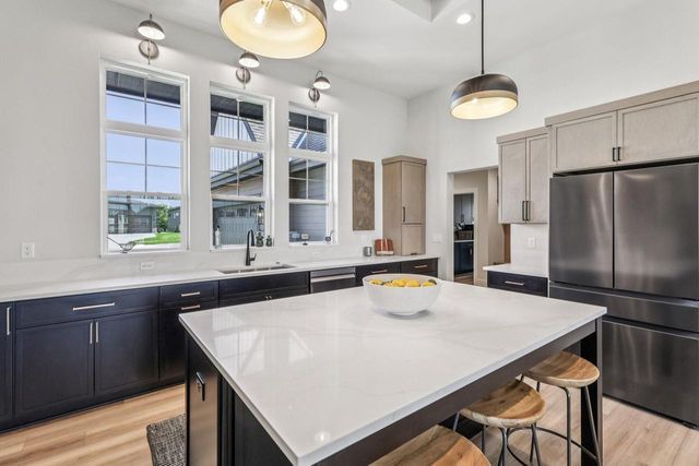 1103 Moll DRIVE, Waunakee, WI 53597