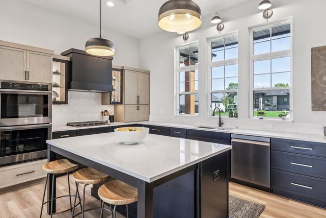 1103 Moll DRIVE, Waunakee, WI 53597