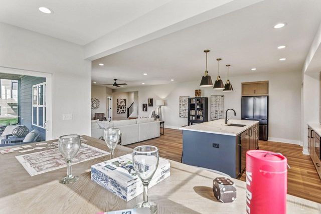 1103 Moll DRIVE, Waunakee, WI 53597