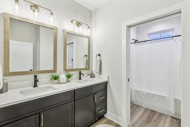 1103 Moll DRIVE, Waunakee, WI 53597